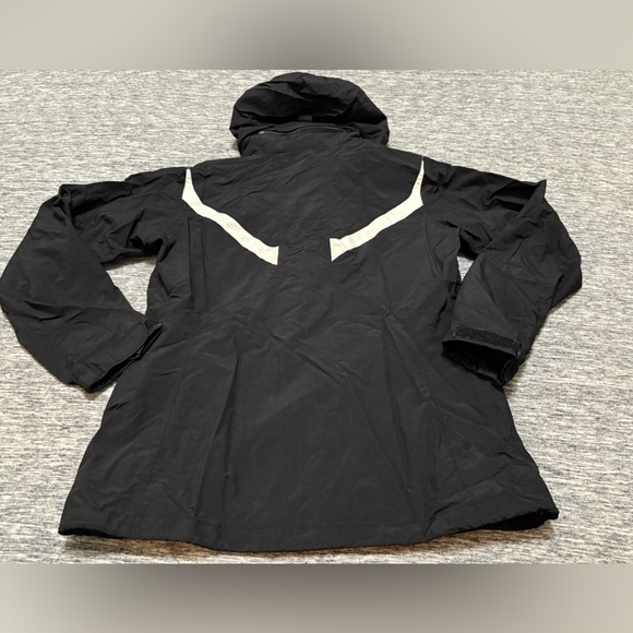 Columbia Ladies Large Waterproof Lightweight Jacket - Picture 5 of 5